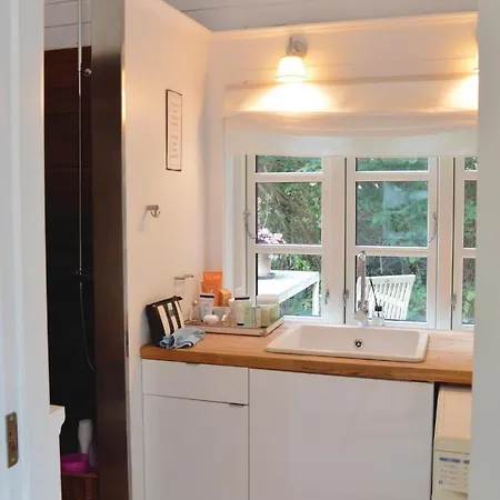 Amazing In W/ 3 Bedrooms Holiday home