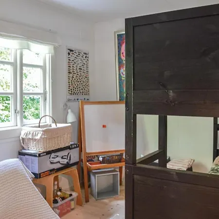 Amazing In W/ 3 Bedrooms * Dronningmolle